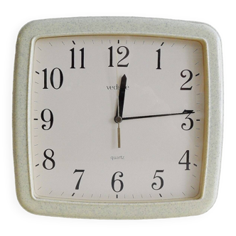 Old wall clock vintage kitchen clock vedette quartz 1970