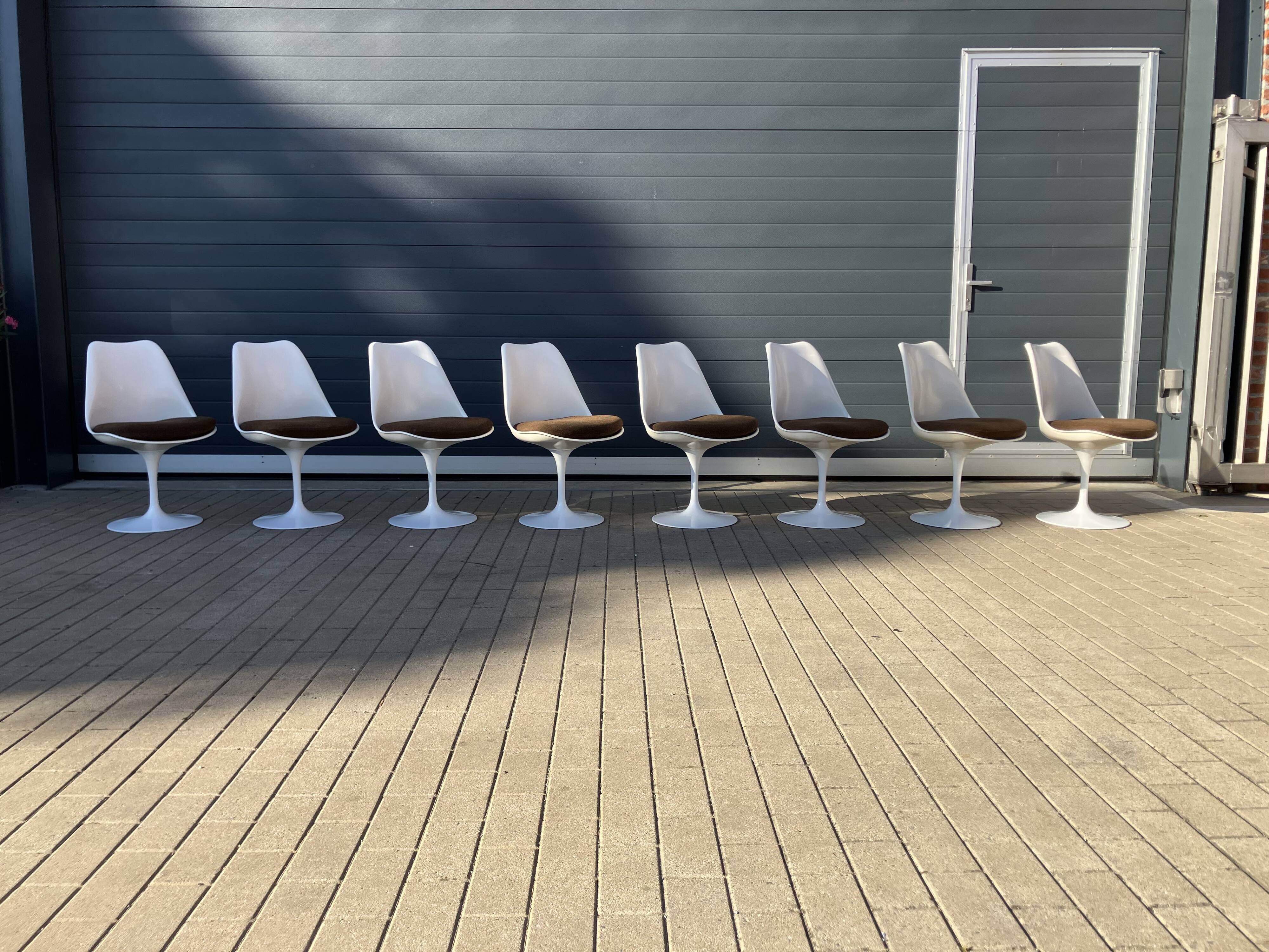 8x original Knoll Tulip dining chairs Eero Saarinen