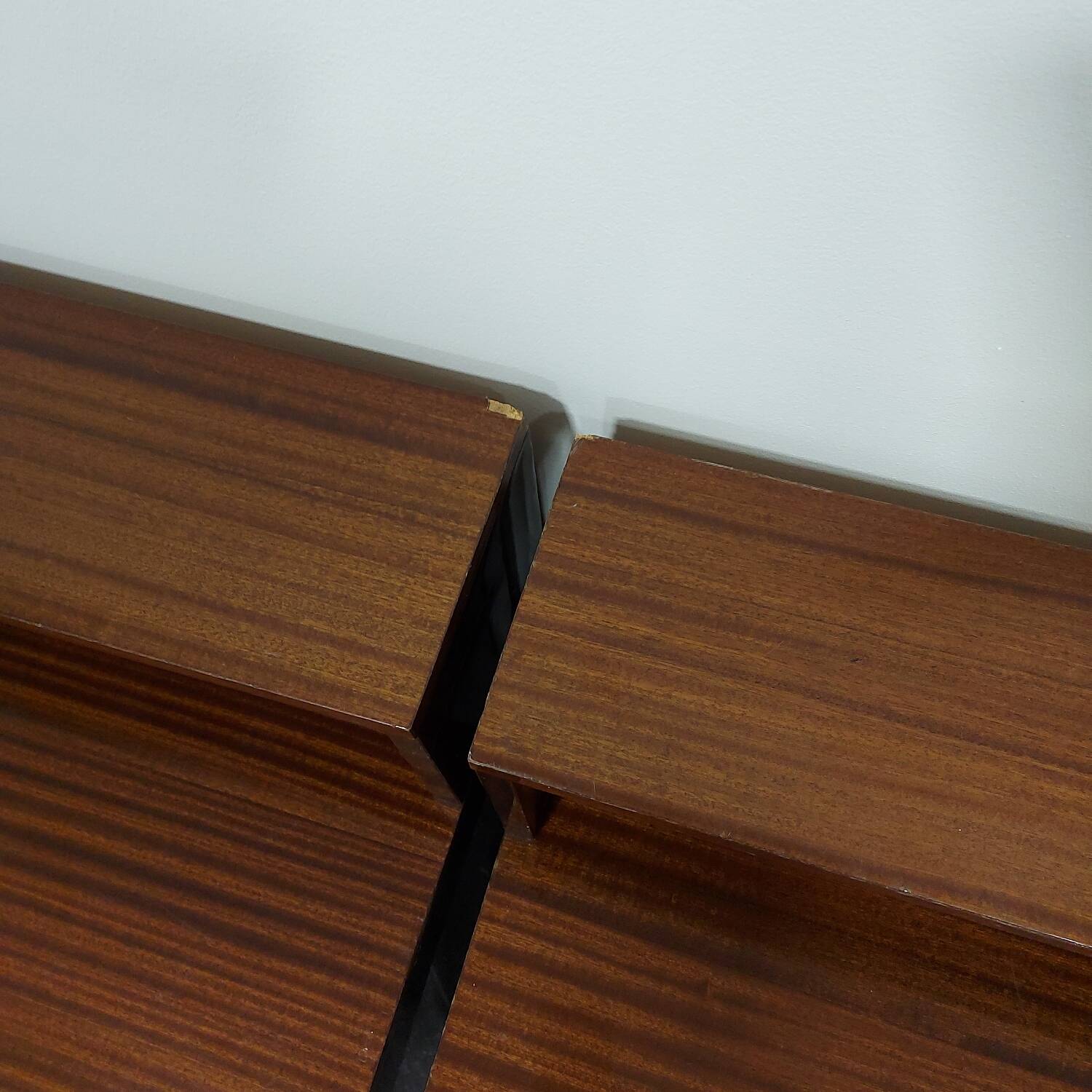 Table de chevet années 1970