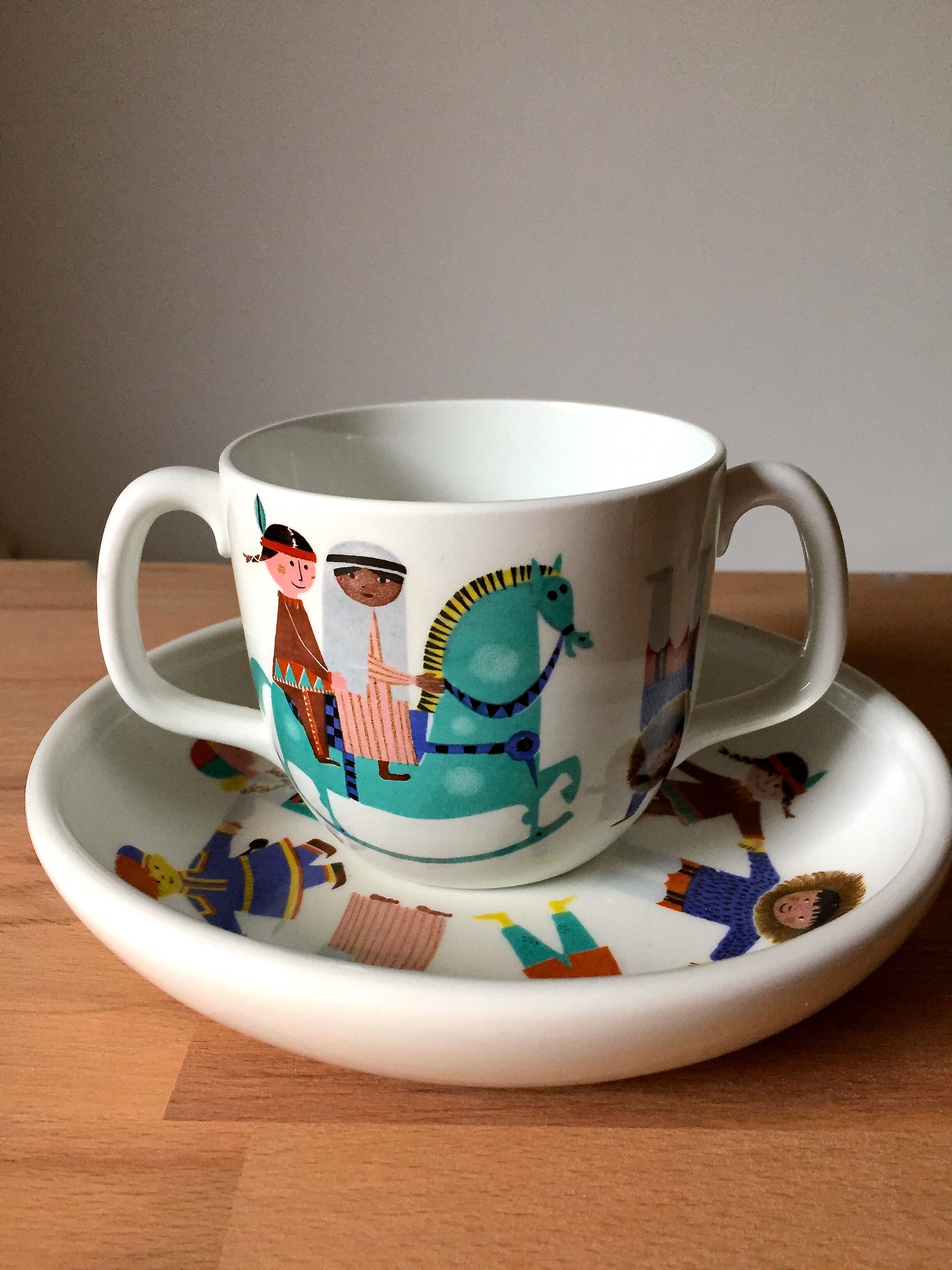 Children's dishes or birth gift Plate and bowl Utan gränser gustavsberg vintage design scan