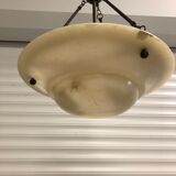 Chandelier in white alabaster and antique brass.