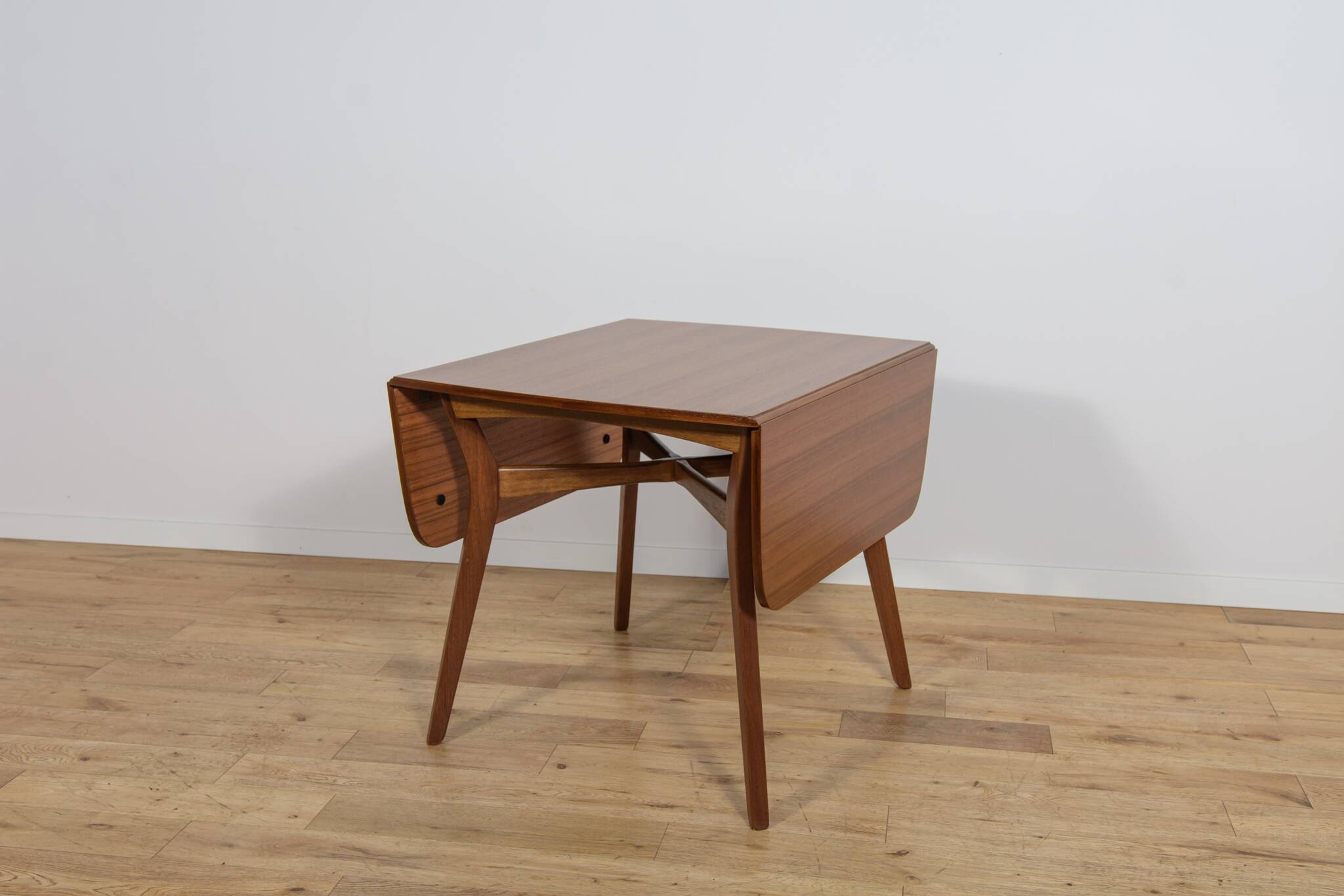 Mid-Century Butterfly Dining Table from G-Plan, United Kingdom, 1950s