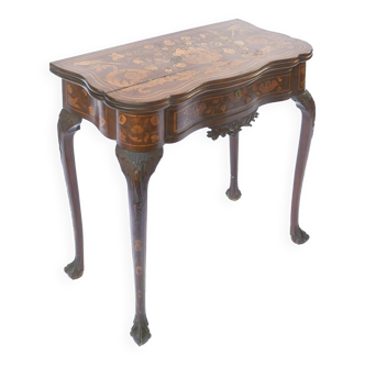 Chippendale George III style card table with rich marquetry decoration