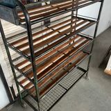 Industrial shelf on roulette