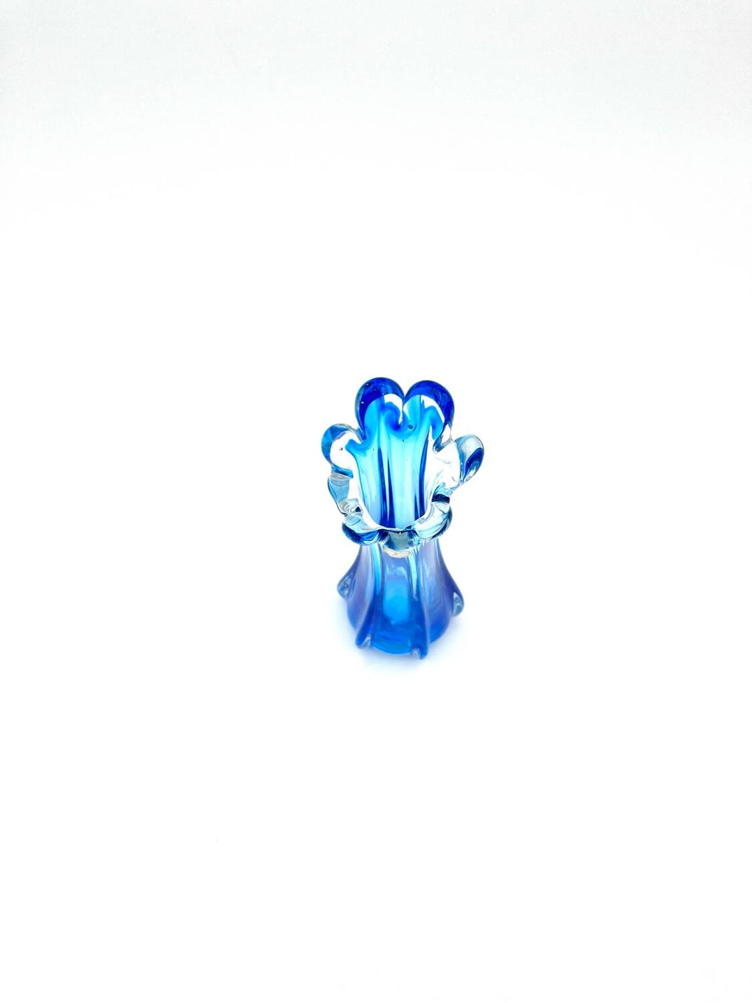 Vase Swing Sculptural – Stretched Glass Azure Blue – Korean Craftsmanship 1970