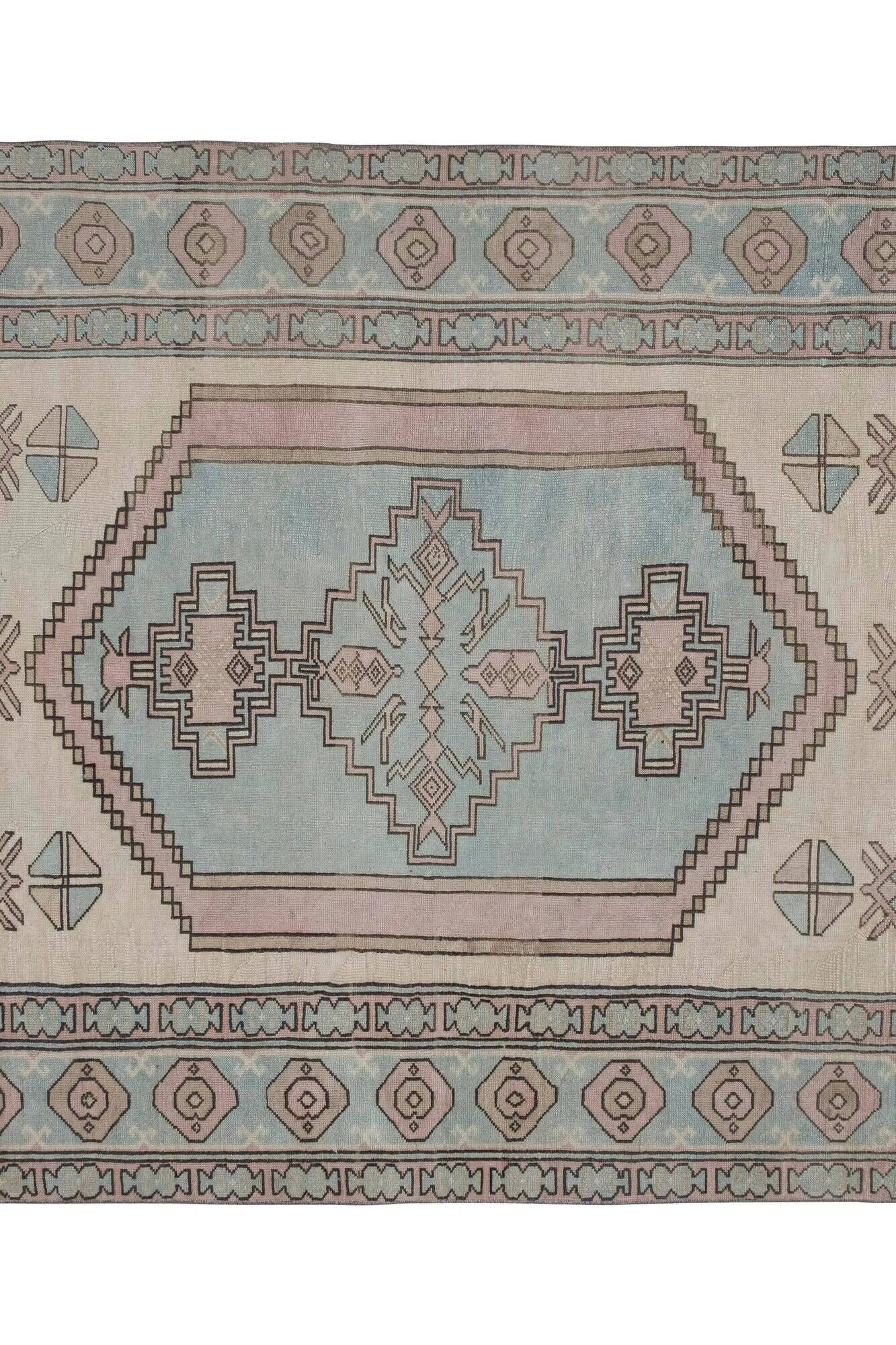 Vintage Turkish rug handmade 196x284 cm
