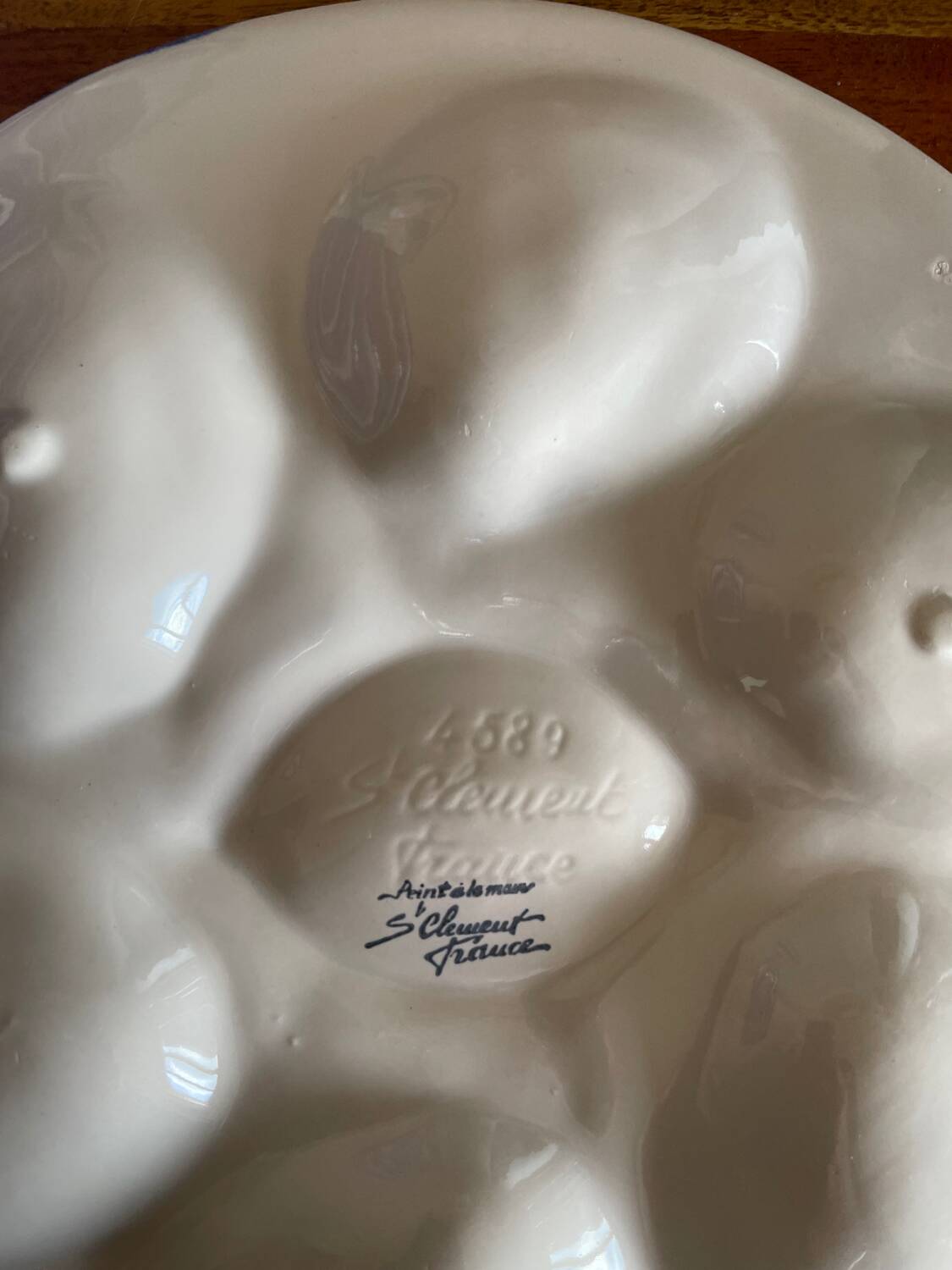 10 St Clément oyster plates