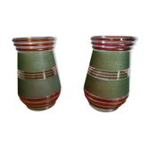 Paire de vases en verre granité vert et rouge typique des années 50