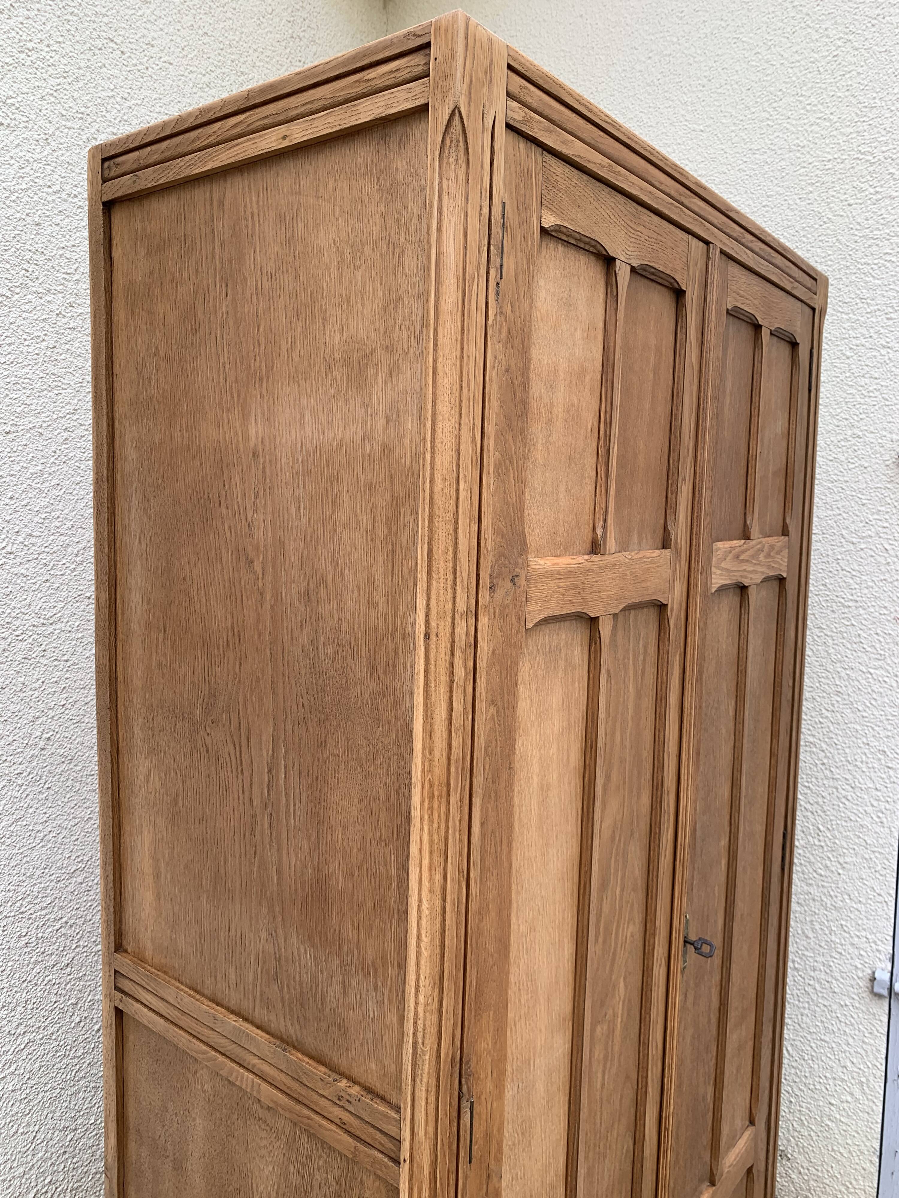 Parisian wardrobe paneled 1930 raw wood