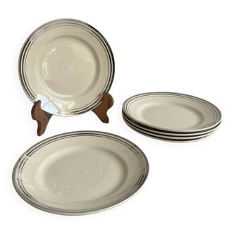 Platinum-rimmed dessert plates