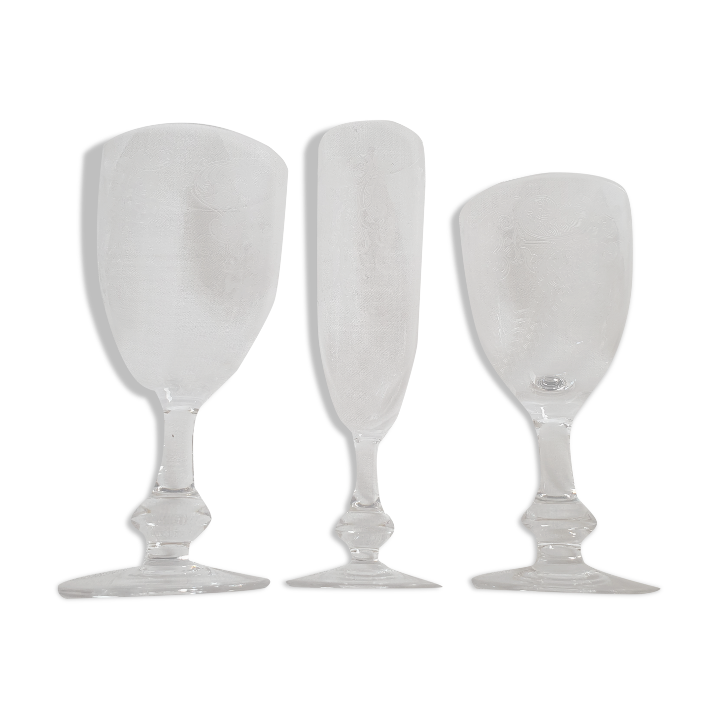 Royal Champagne 24 crystals glasses