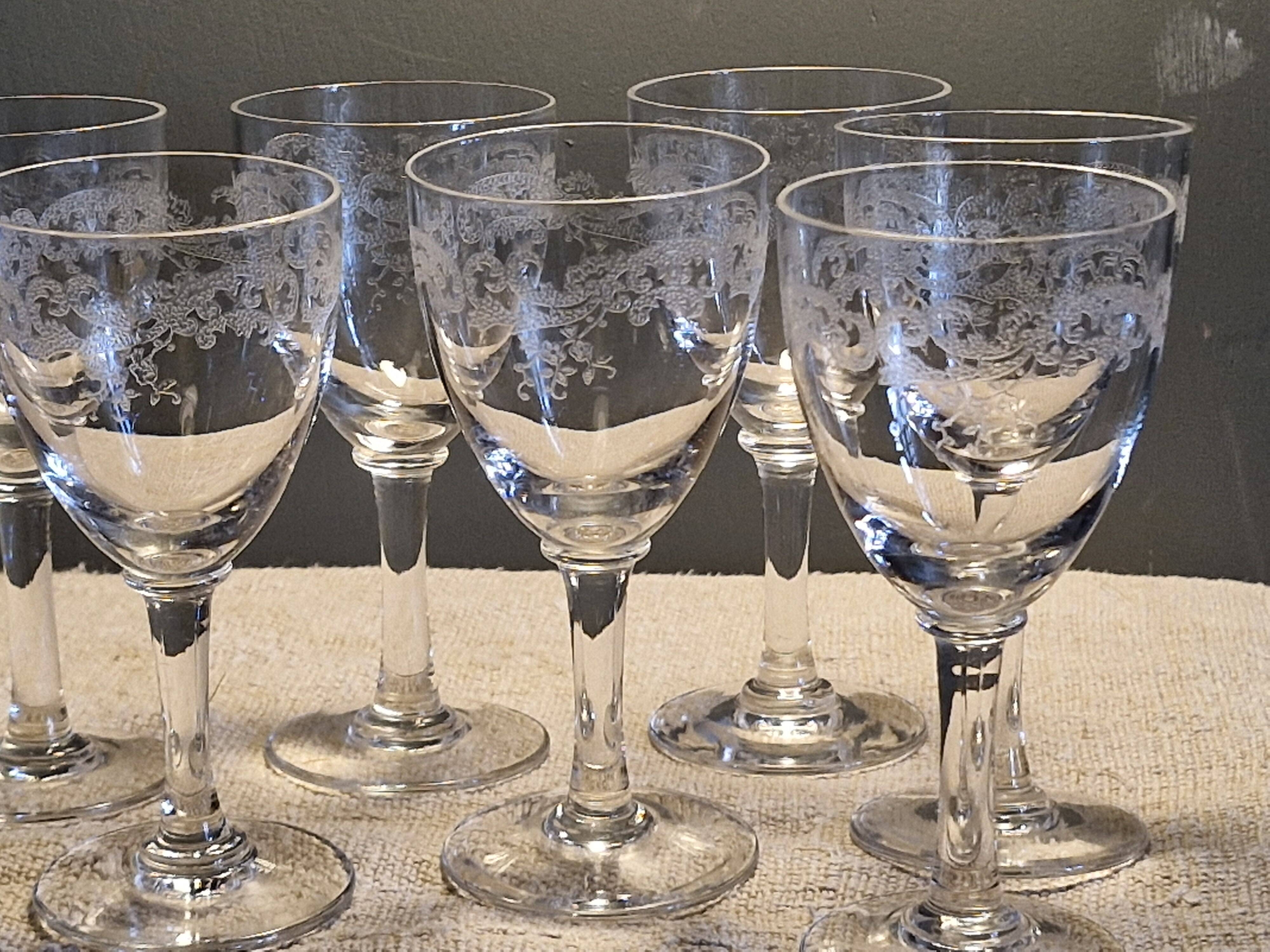 Baccarat 10 small antique glasses for white wine/port