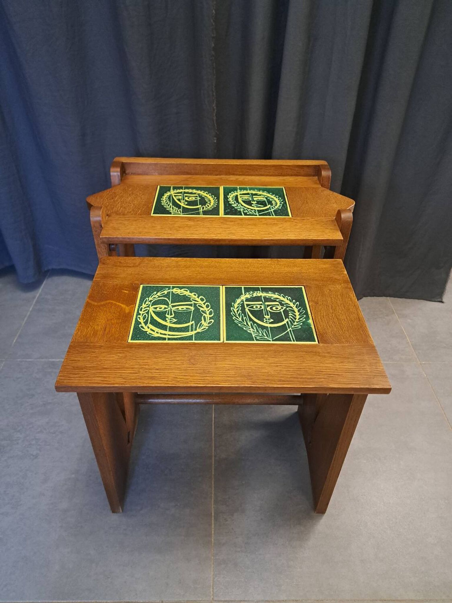 Tables gigognes Guillerme et Chambron