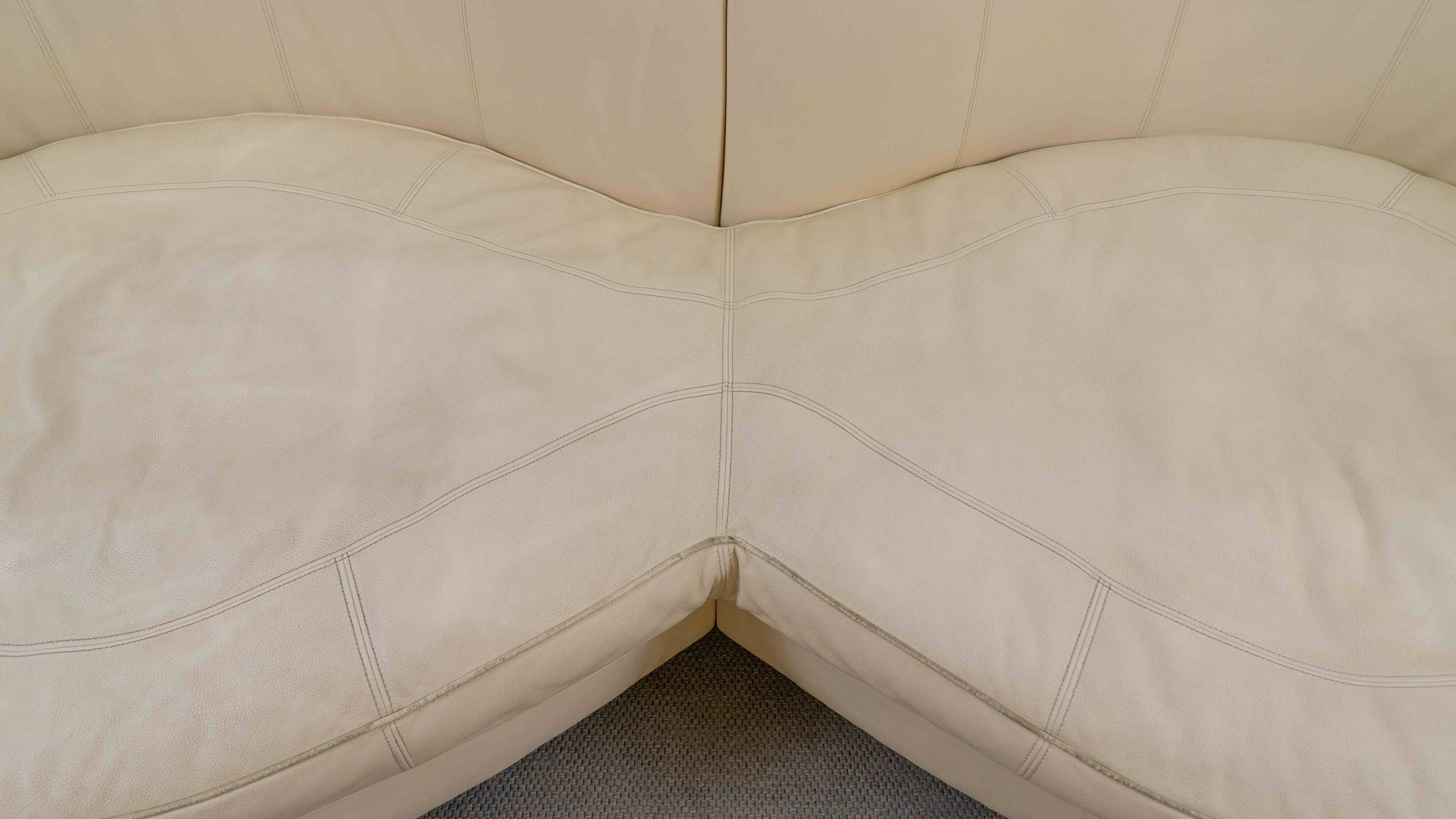 BRETZ Eves Island Creme, 4-Seater Sofa in Leather