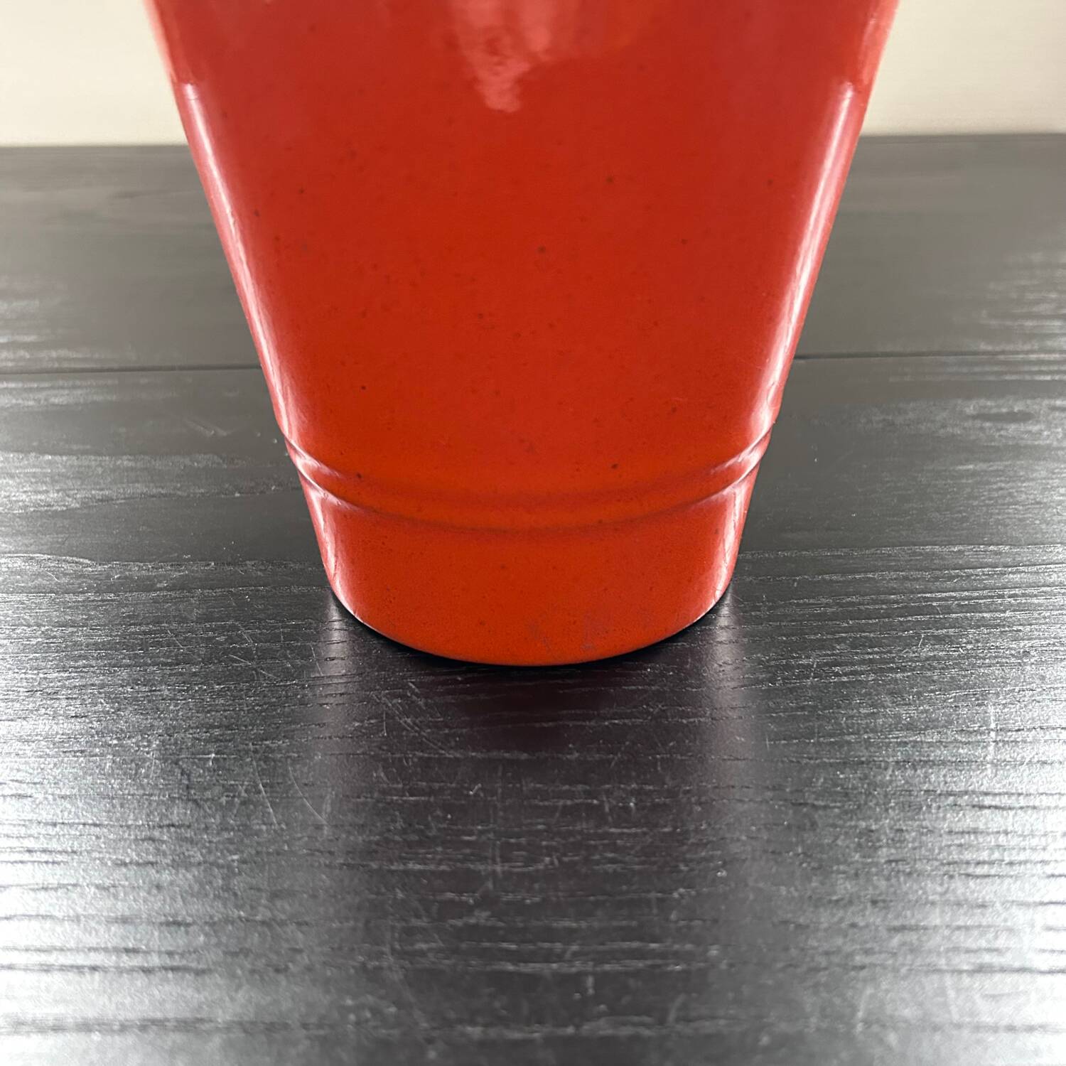 Vintage orange flowerpot