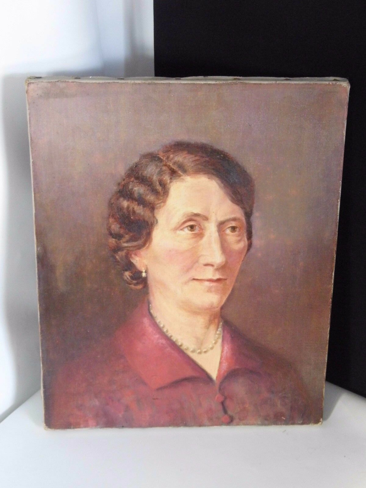 Oil on canvas portrait of notable woman