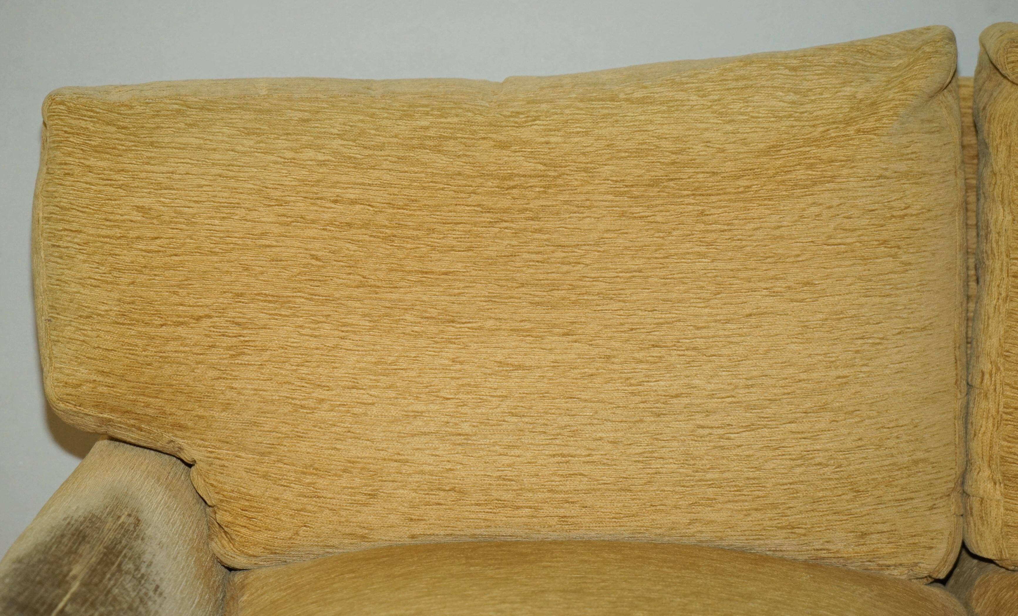 Victorian Howard & Sons 2-3 seater canapé