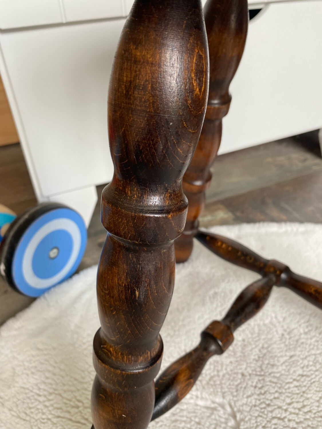 Tripod stool