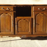 Provençal style oak enfilade