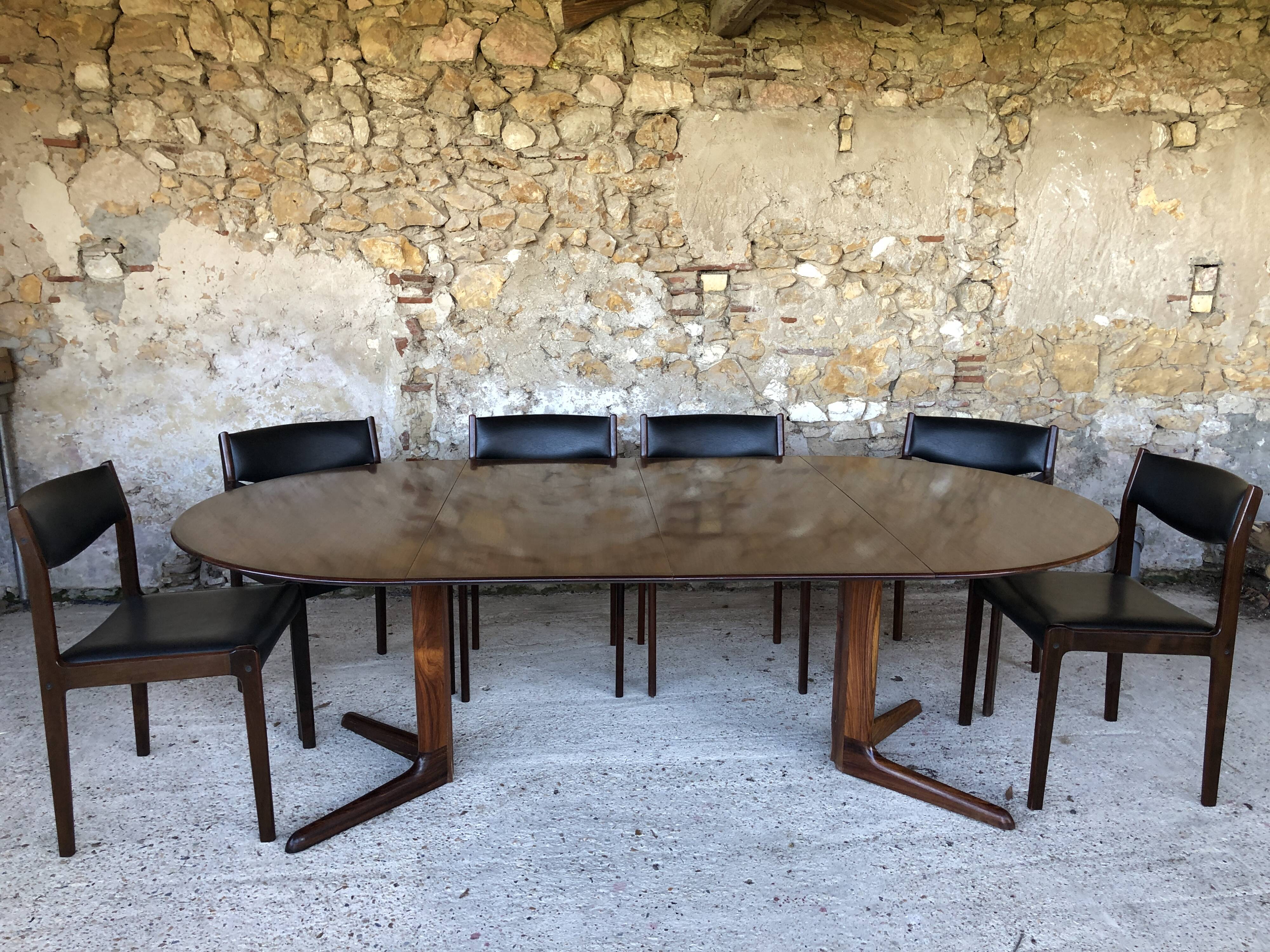 Expandable Scandinavian rosewood dining table by CJ Rosengaarden, circa 60's