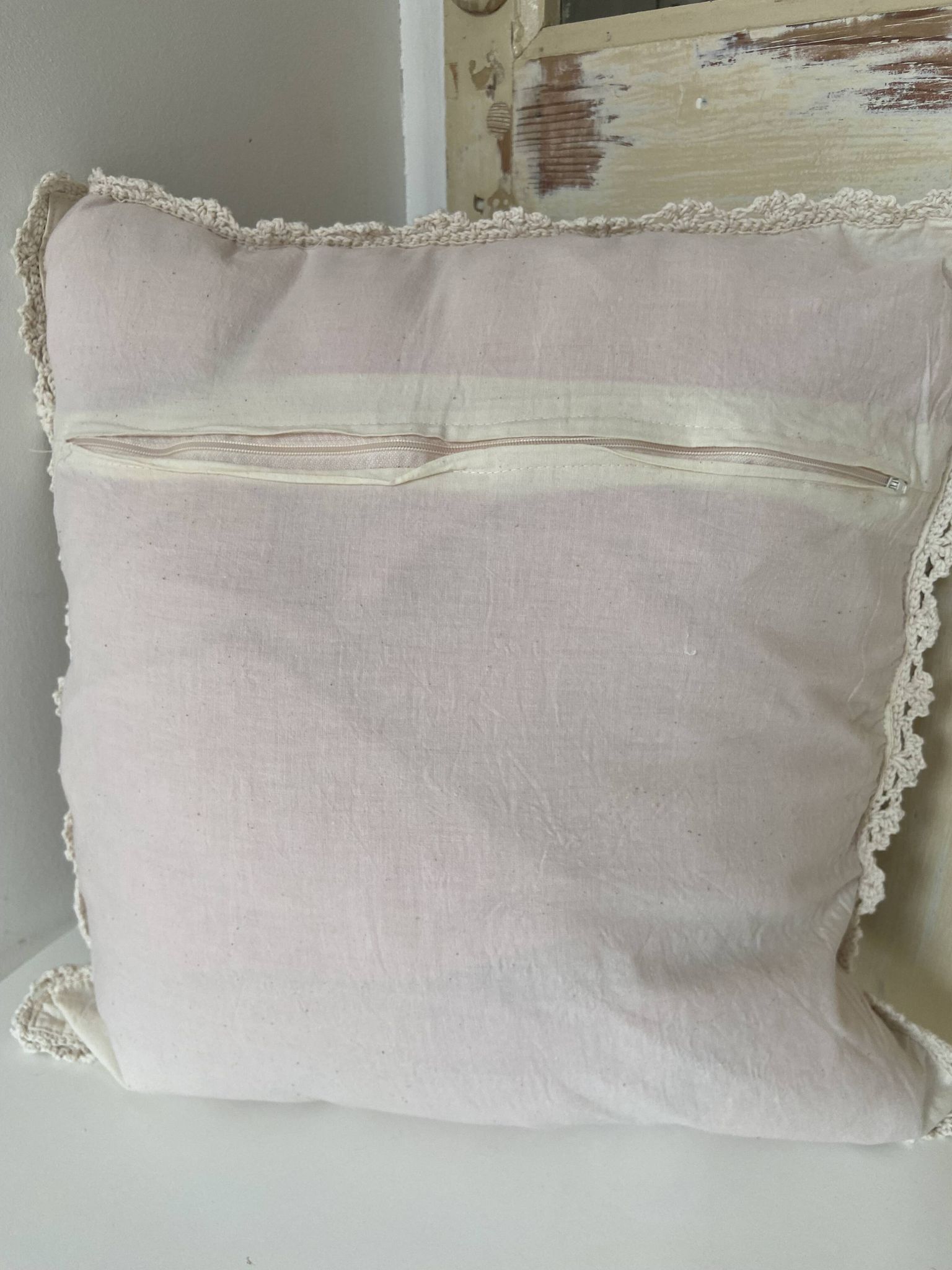 Housse de Coussin en Lin Brodée de Fleurs