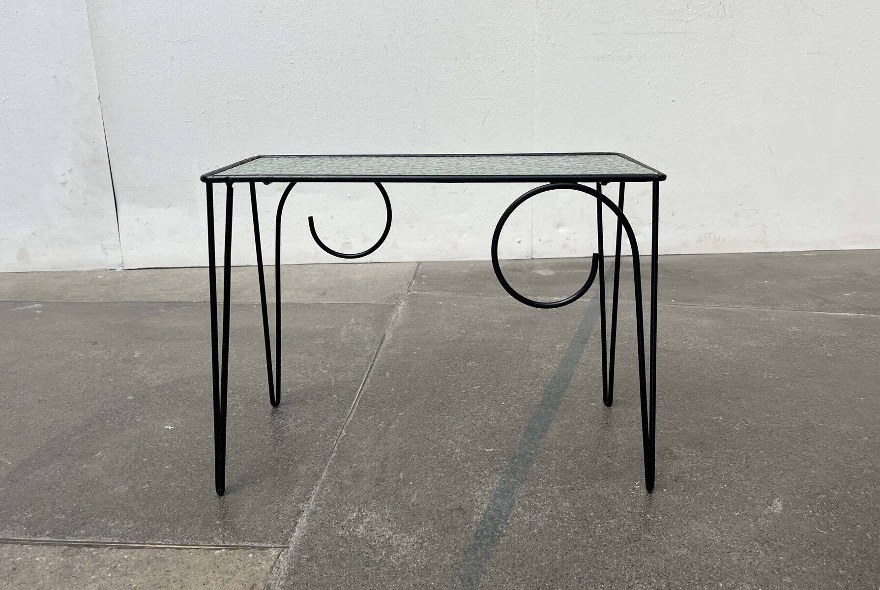Table d'appoint en verre de style danois String des années 1960, milieu du siècle