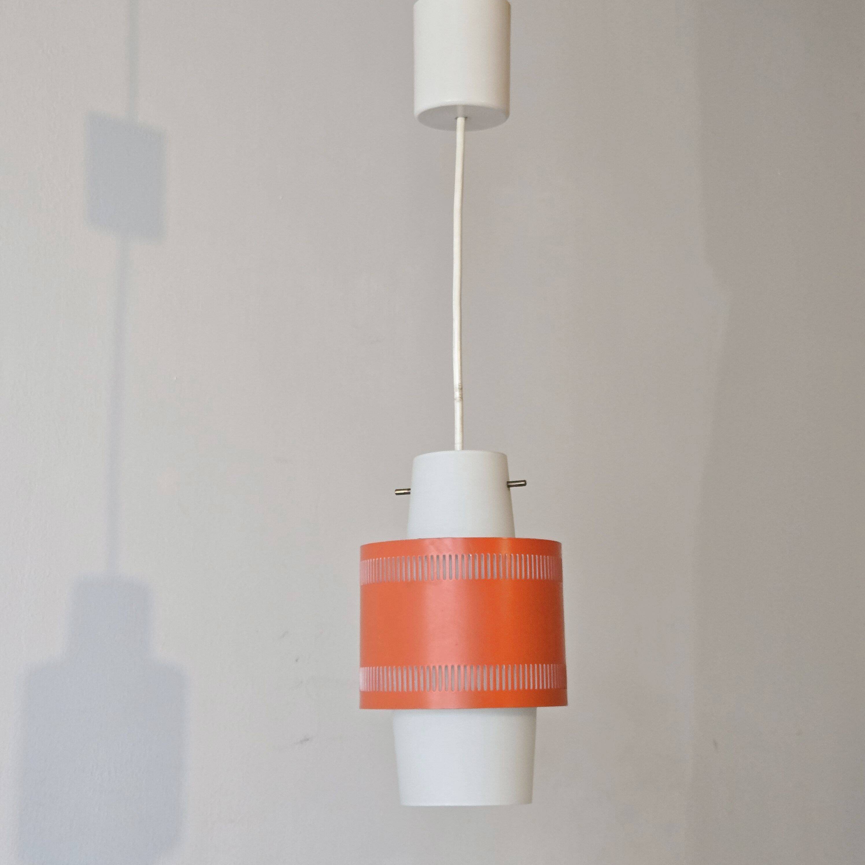 Vintage 1960s pendant light