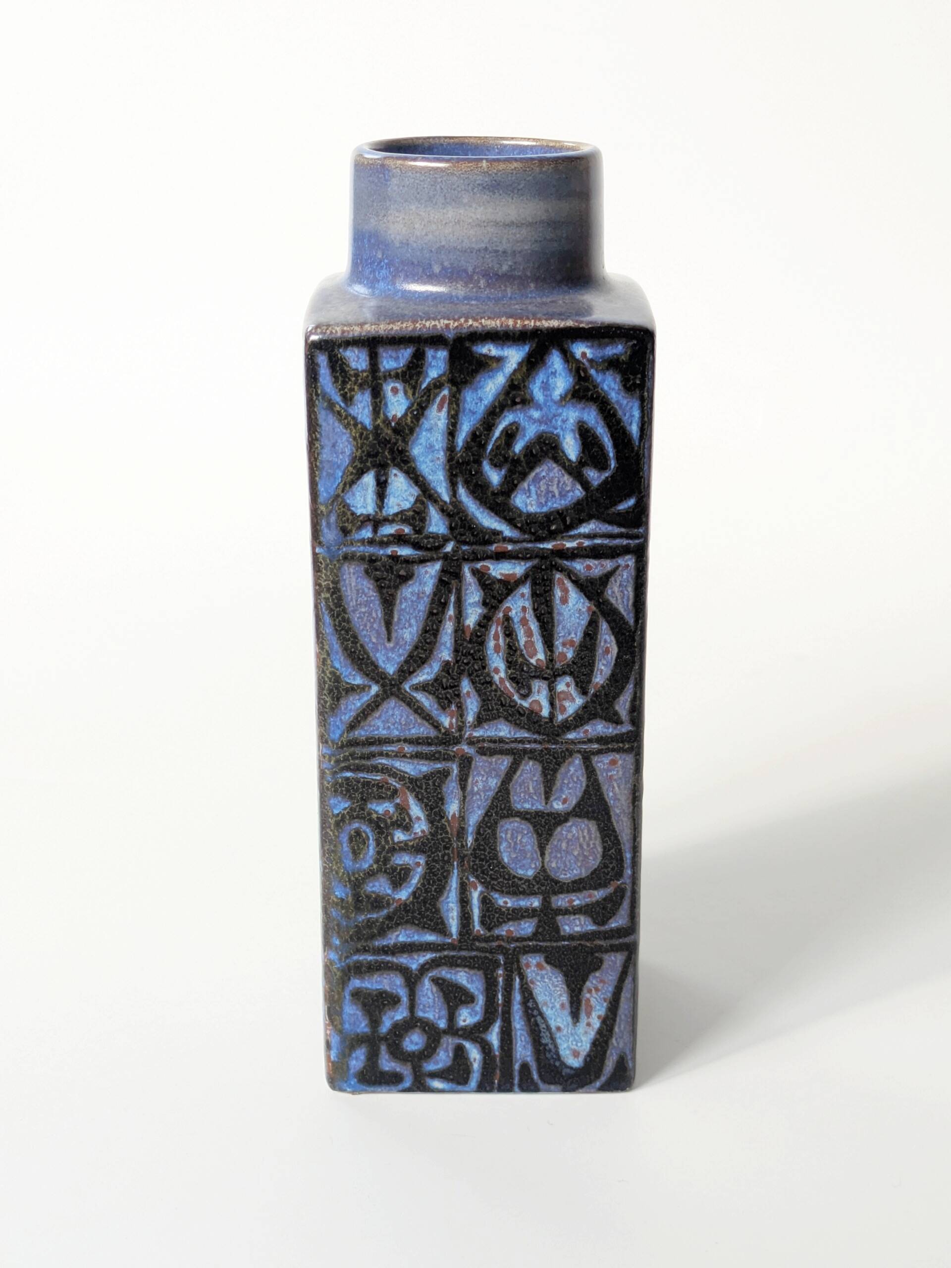 Royal Copenhagen BACA vase by Nils Thorsson, Danish ceramics, 1970s