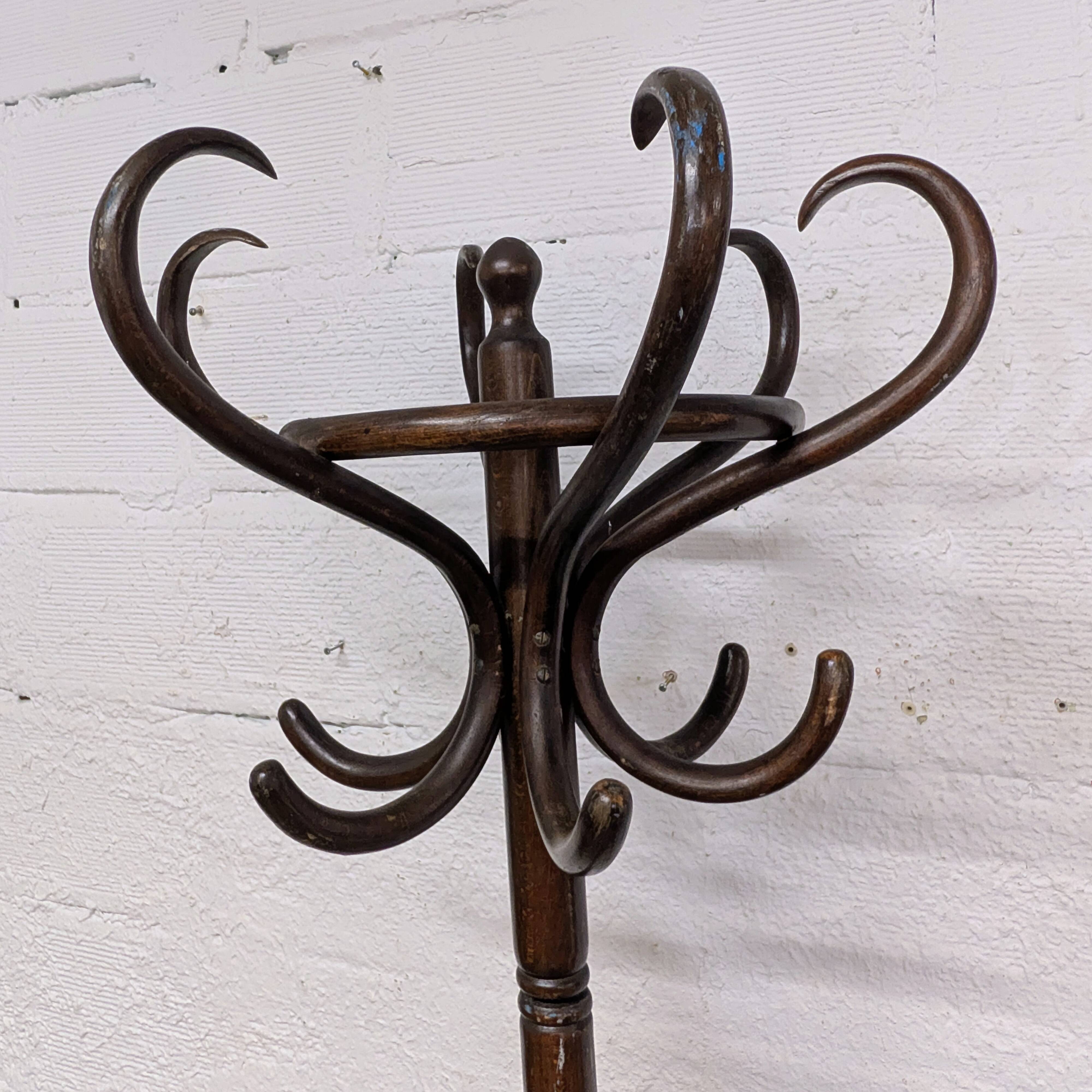 Bentwood bistro parrot coat rack