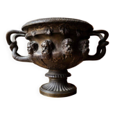 Vase Warwick antique en bronze