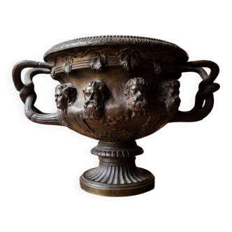 Vase warwick bronze antique