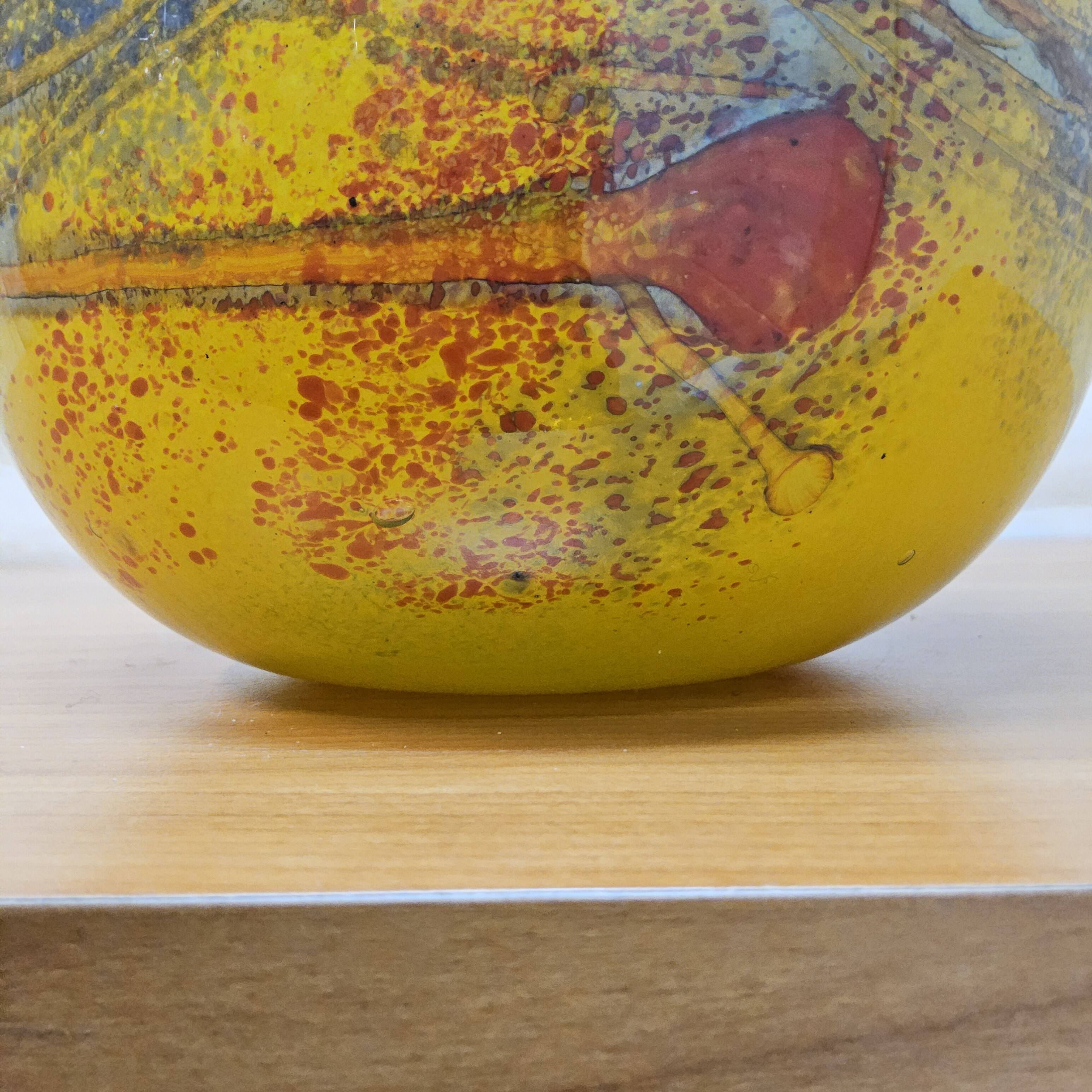 Vase en verre soufflé à la bouche jaune Ioan Nemtoi