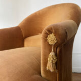 Toad armchair in golden velvet