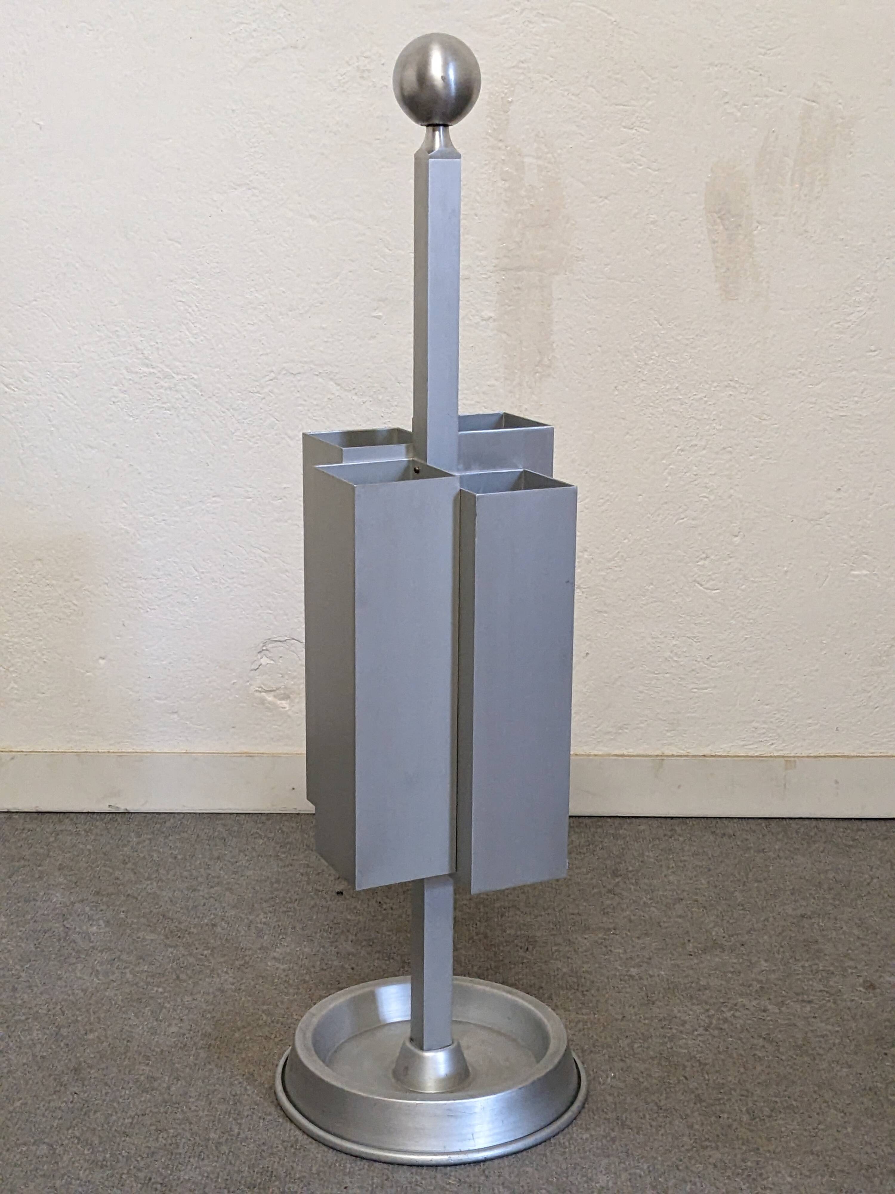 Porte-parapluie en aluminium attribué à Walter & Moretti, France vers 1970