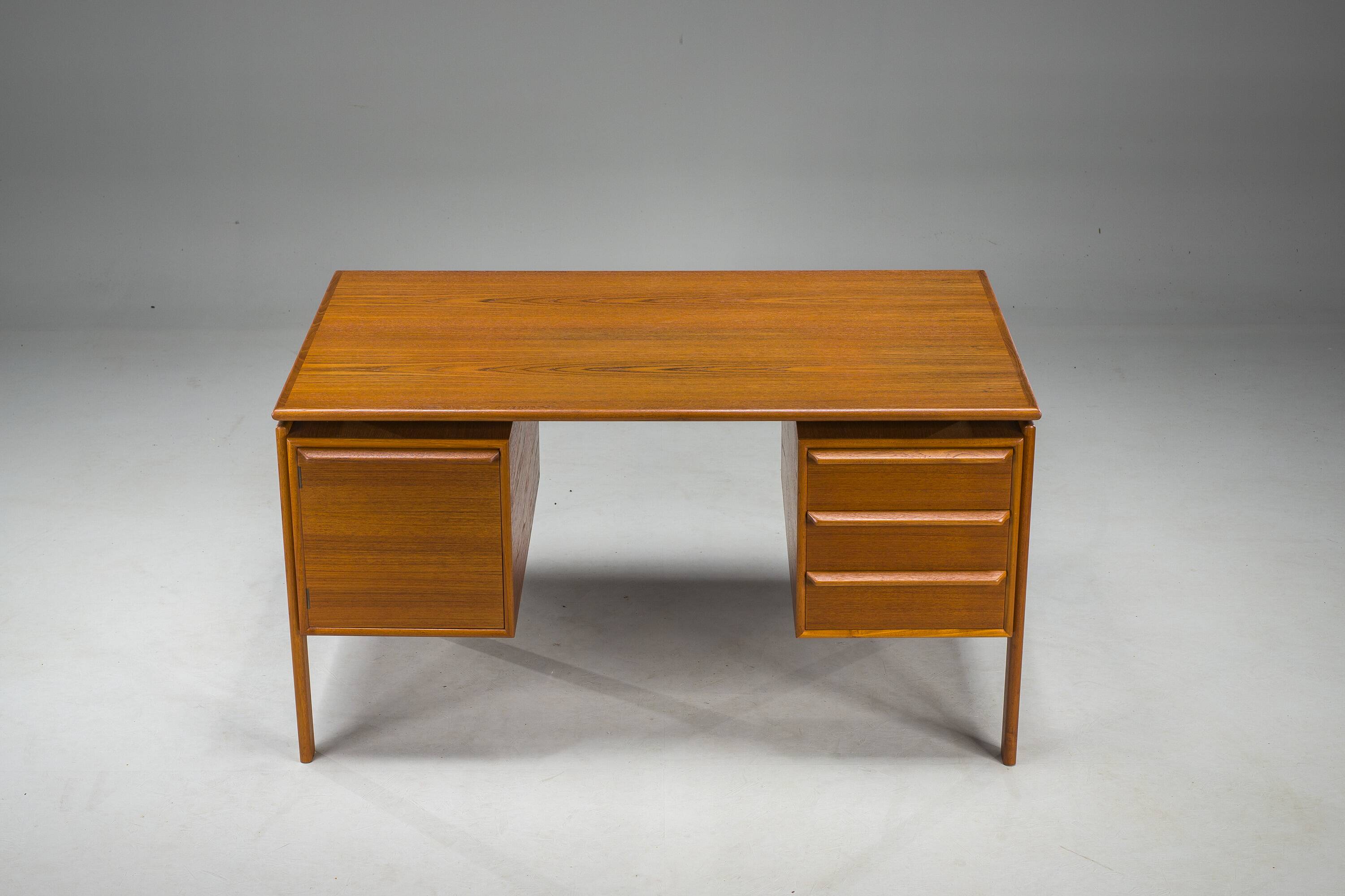 Mid-Century Teak Desk from GV Møbler, 1970s