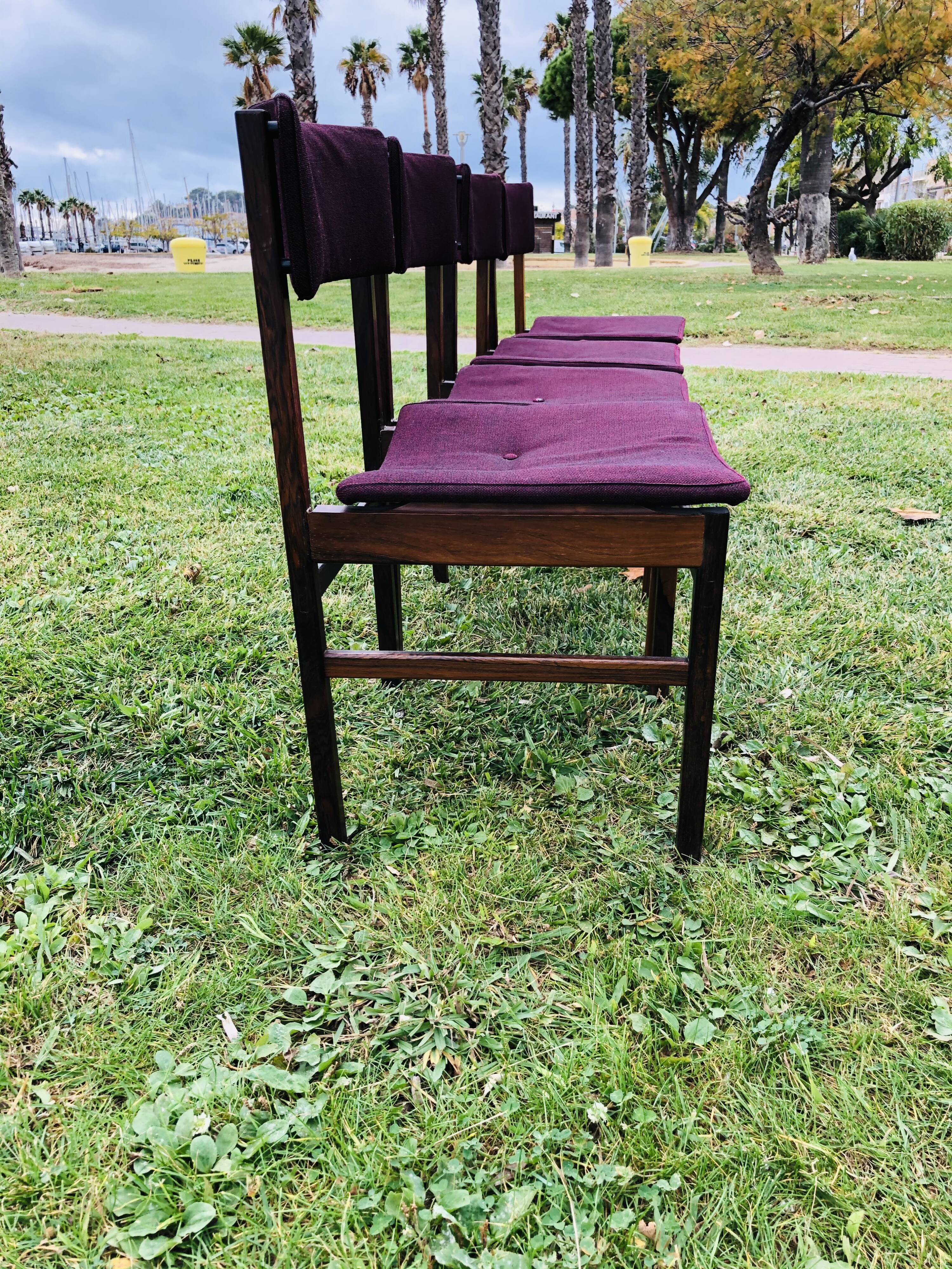 Chaises pourpres en palissandre de Roche Bobois 1970