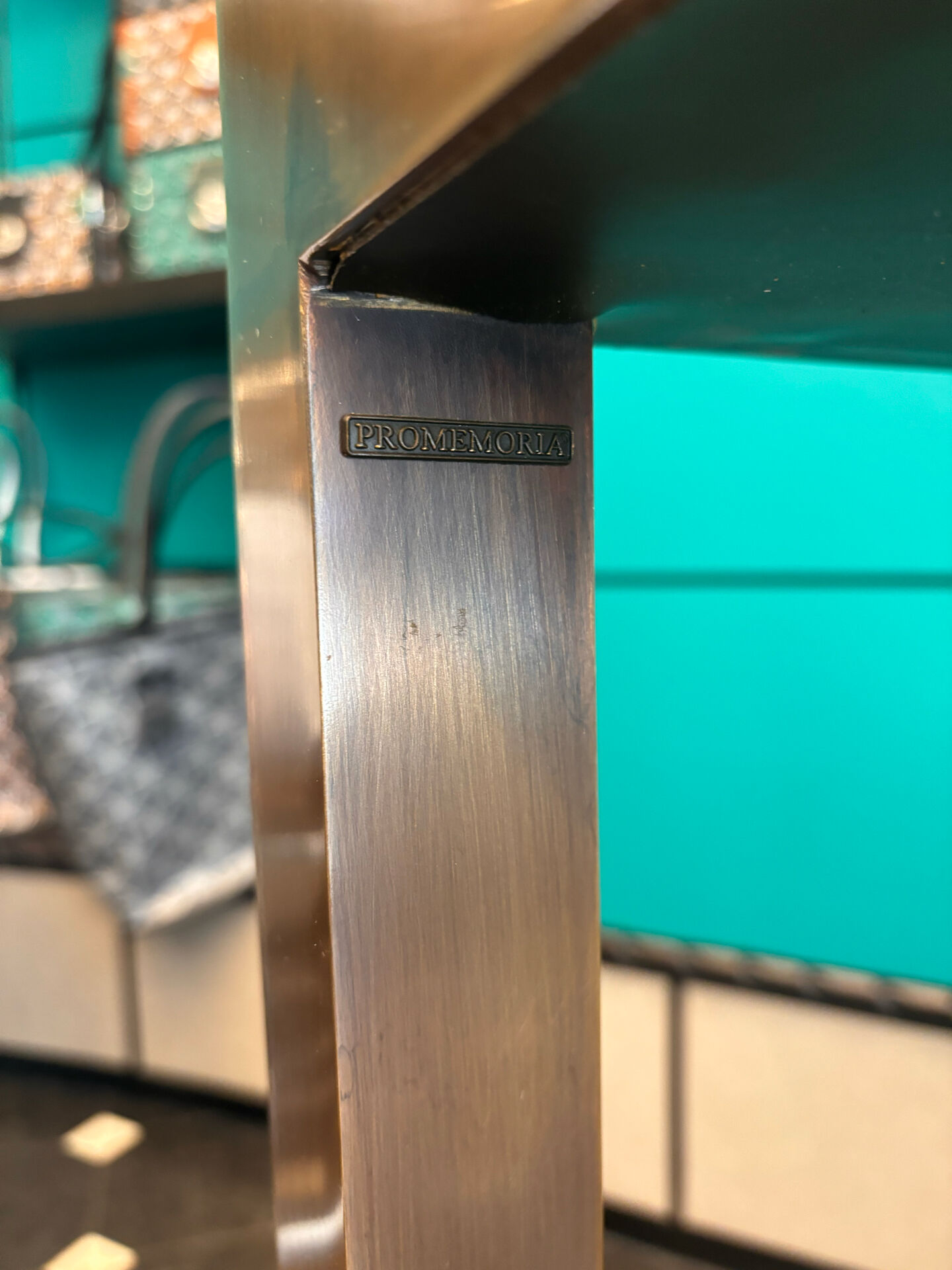 Promemoria, Romeo SozZi Gong Console Table