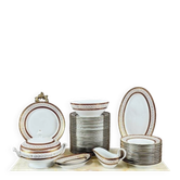 Service de table en porcelaine de Limoges Leclaire, 42 pièces, XXe Siècle