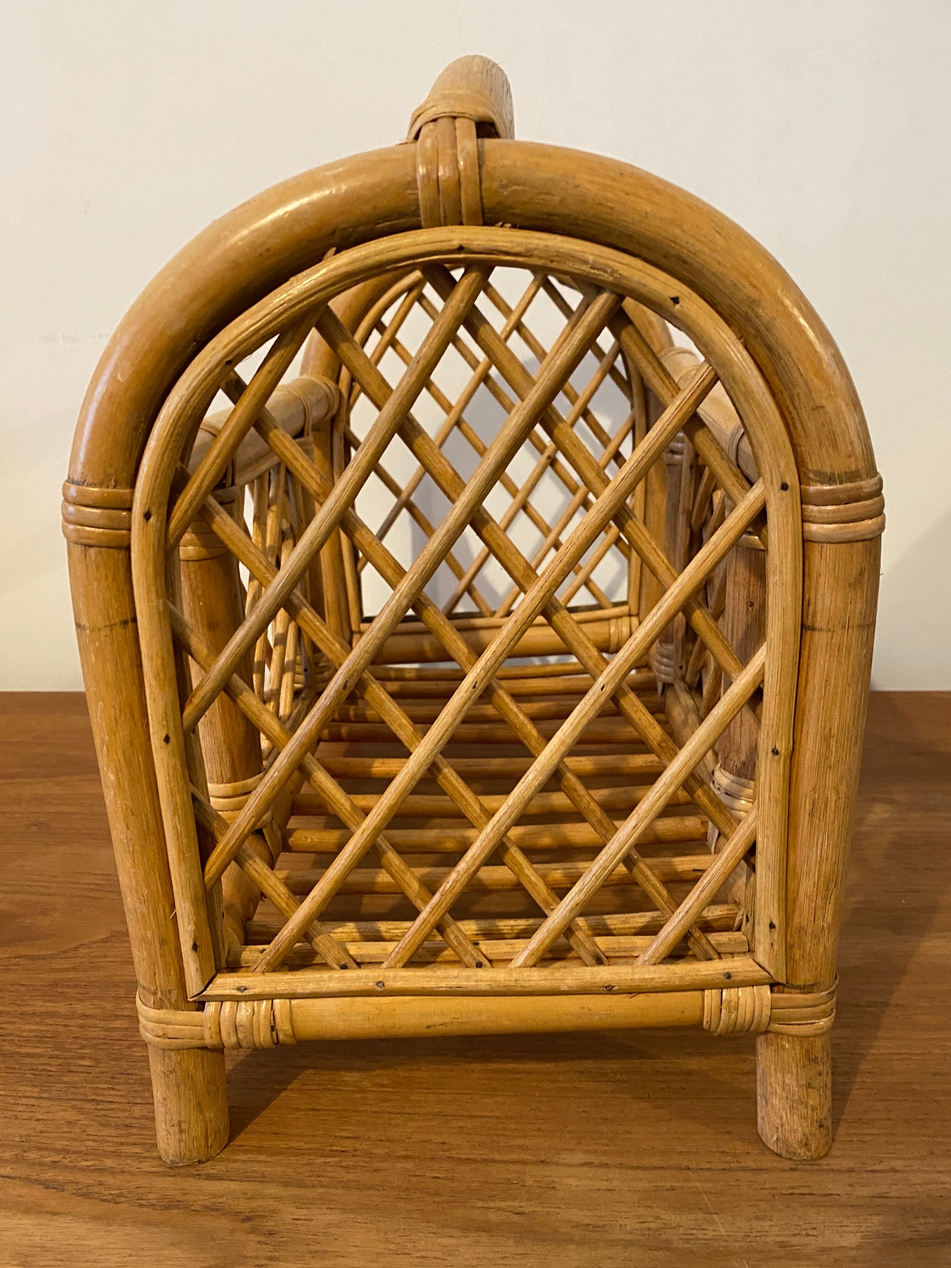 Rattan magazine door