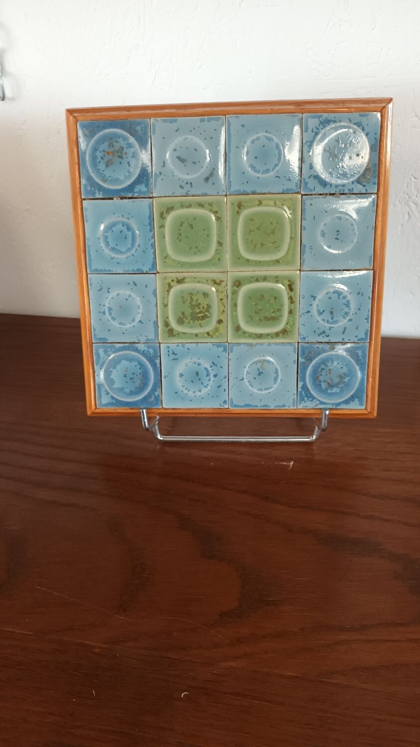 Dessous plat vintage en bois et céramique