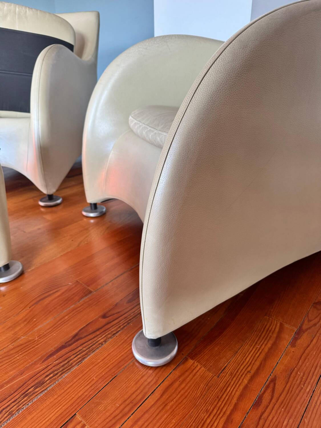 "Loge" armchairs & ottoman by Gérard Van den Berg for Montis, 1980s