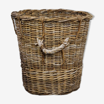 Handwoven French Round Mantel Basket