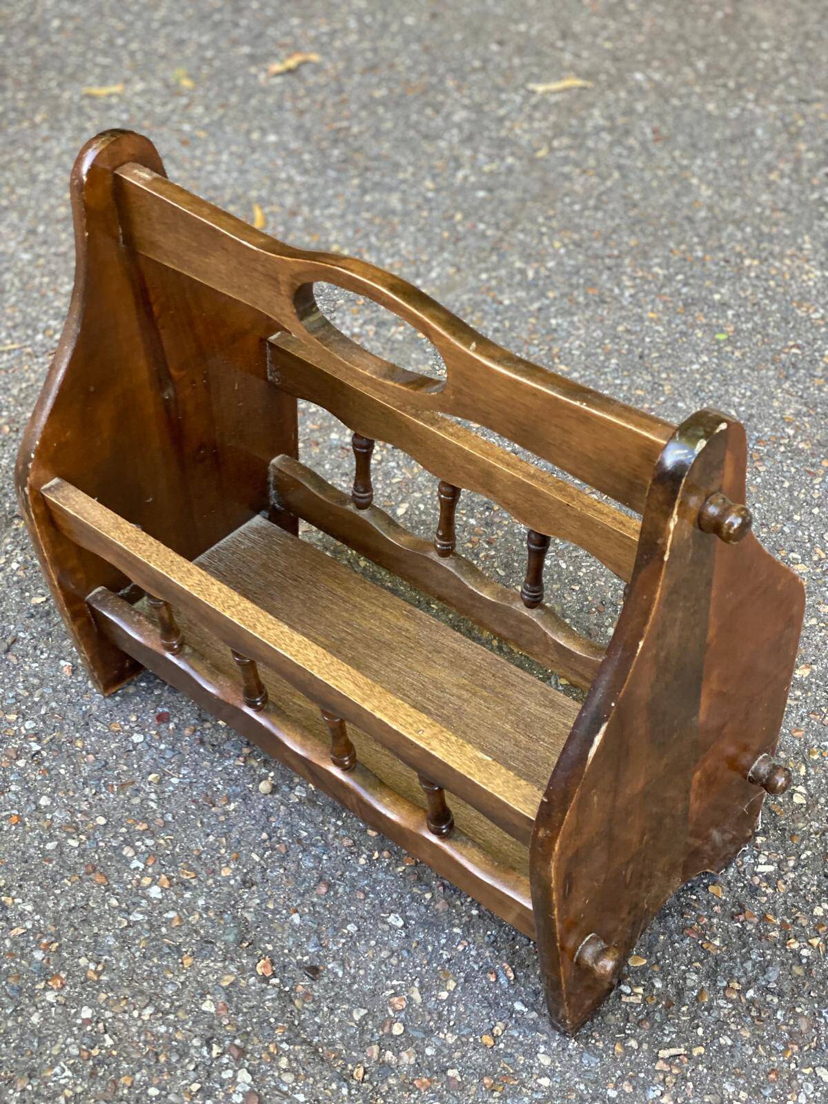 Magazine rack document holder in solid wood dark oak satin 45cm