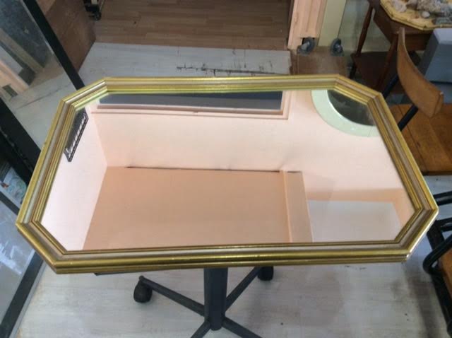 Golden octagonal mirror