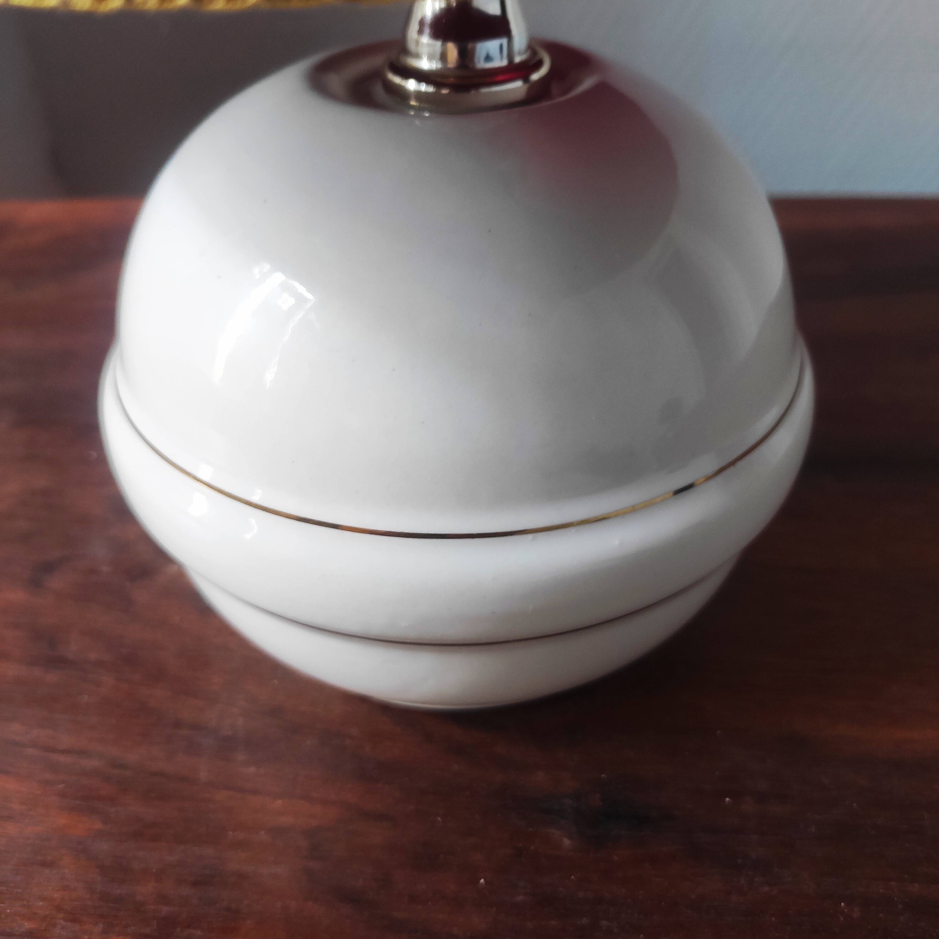 Vintage ceramic ball lamp