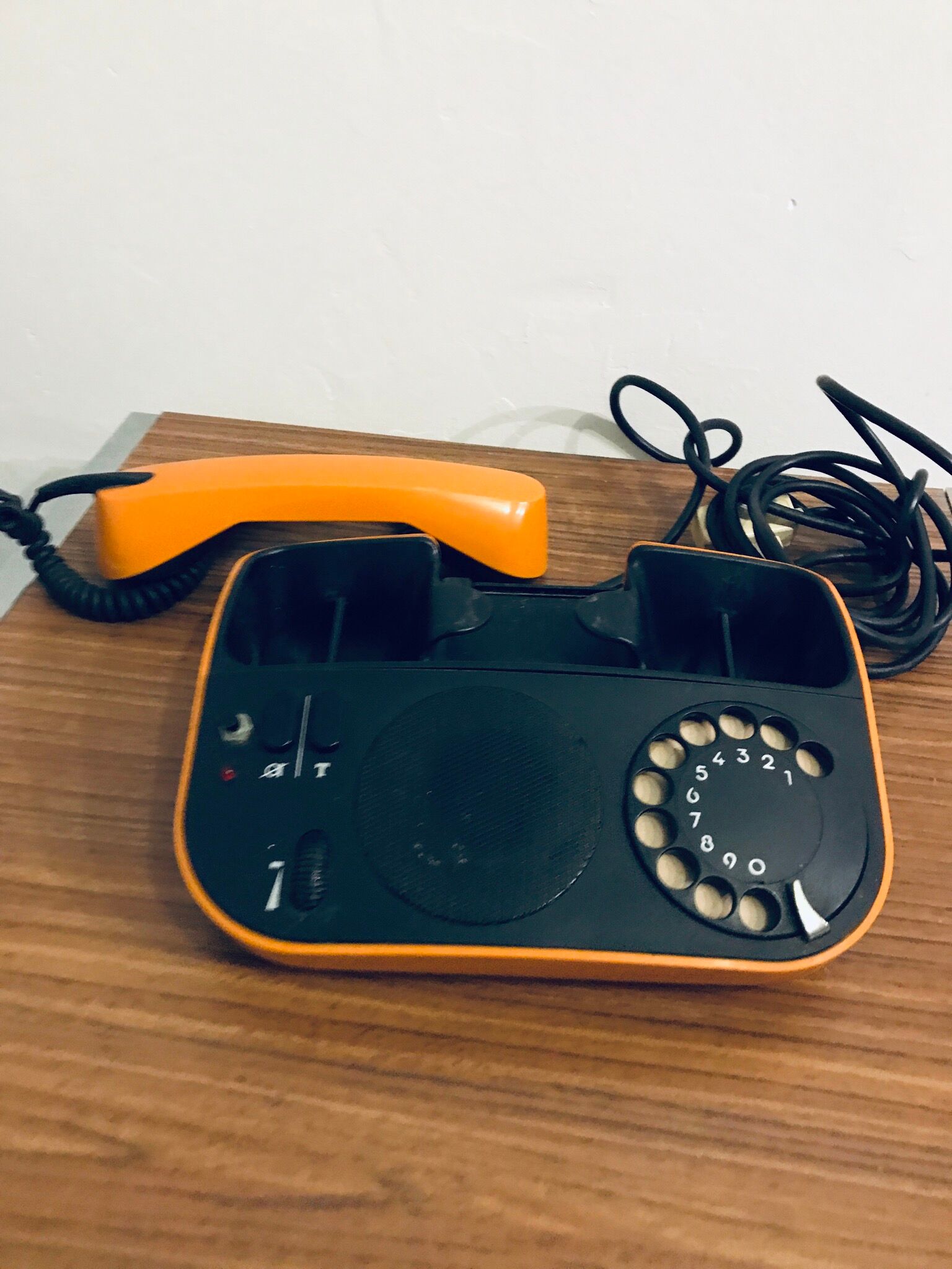 Vintage phone Orange, TELIC, design f. guirin