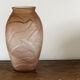 Vase en verre moulé art déco