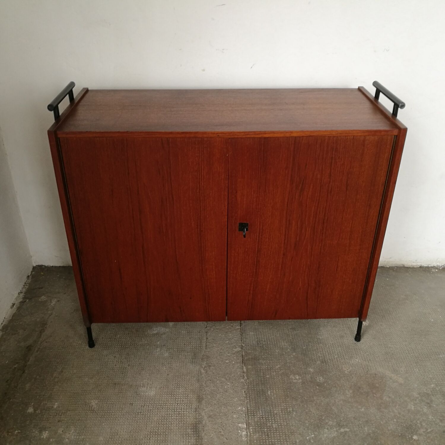Scandinavian sideboard 2 teak doors, ladder base