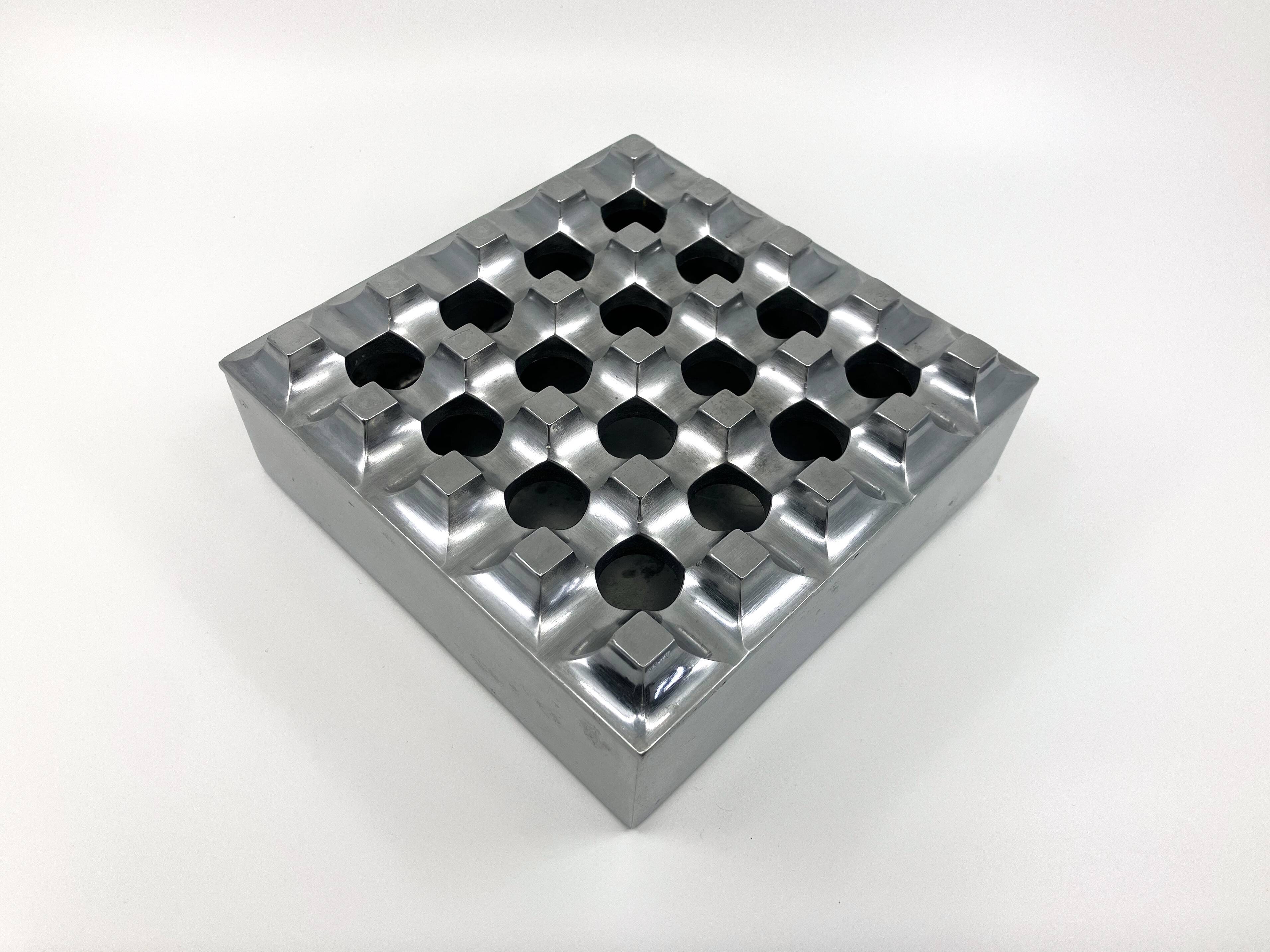 Ultima 15 ashtray • Design Ljungberg & Bäckström • 1970