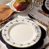 Set of 4 hand-painted ceramic dinner plates